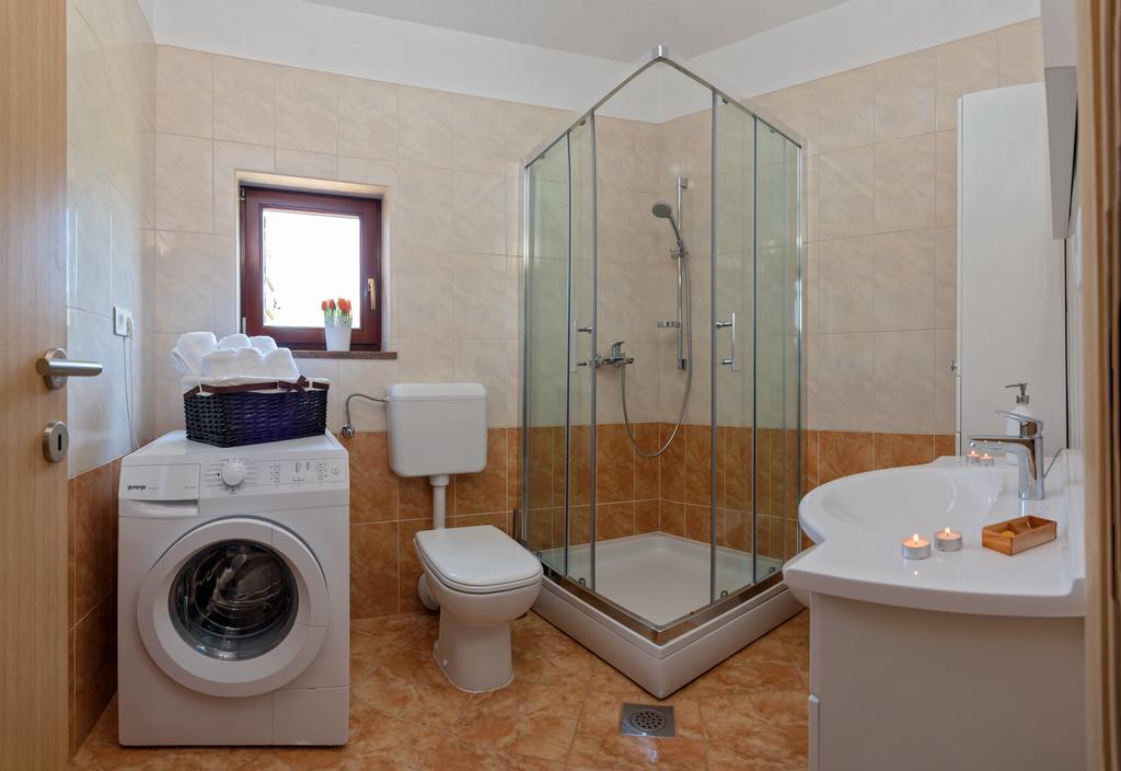 Villa Vinea Prapatnica Esterno foto